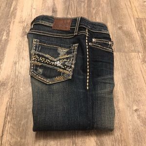 Buckle Sabrina Capris